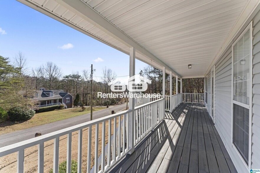 Building Photo - 3042 Wood Cir