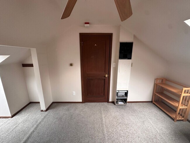 Building Photo - Bungay 22nd Ave Apartments - UW