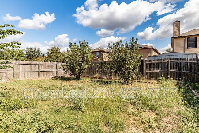 Building Photo - 7422 Bluebonnet Bay