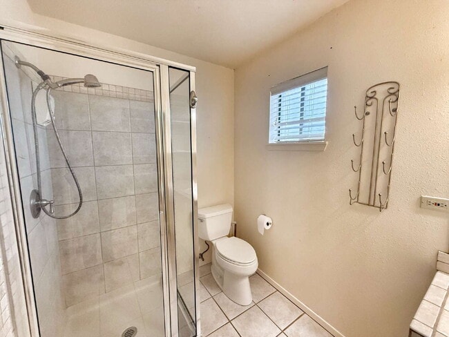 Building Photo - Tranquility Meets Flexibility — Canyon Lak...