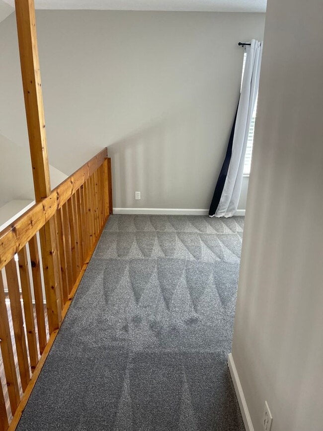 Building Photo - 3 Bed 2 Bath Home North Nashville