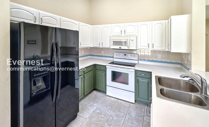 Building Photo - 2926 Walnut Grove Ct