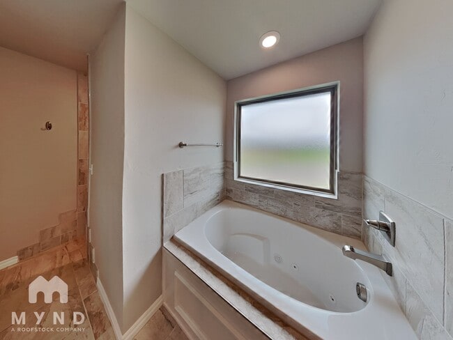 Building Photo - 509 Texoma Dr
