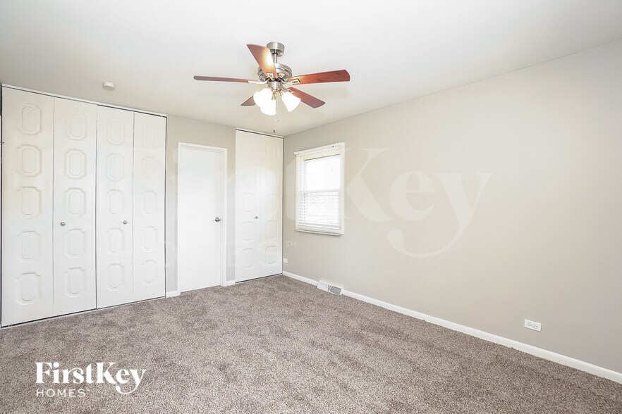 Building Photo - 644 N Ashbury Ave