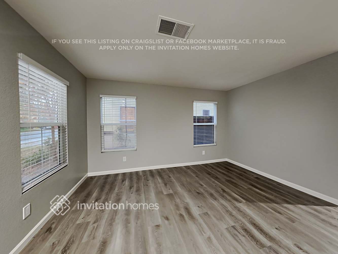 Building Photo - 4862 Watseka Way