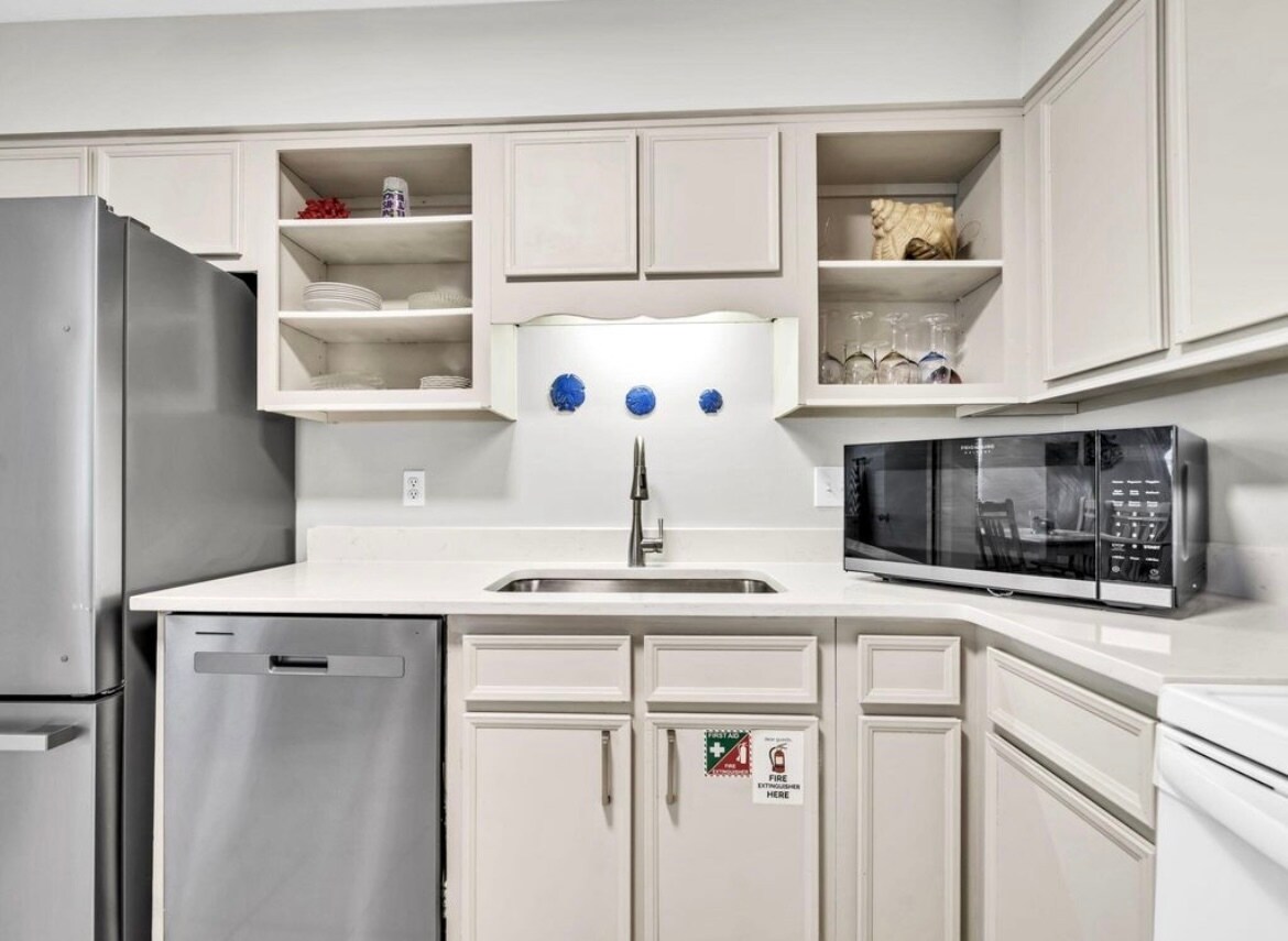 Building Photo - 321 Woodham Ct