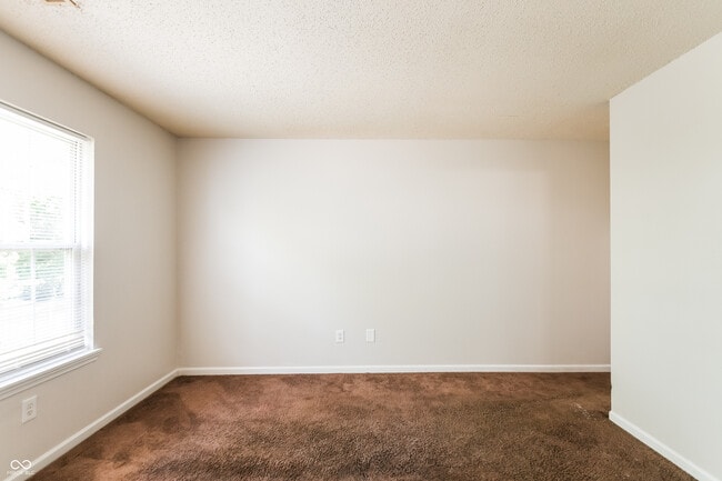 Building Photo - 4024 Village Trace Blvd