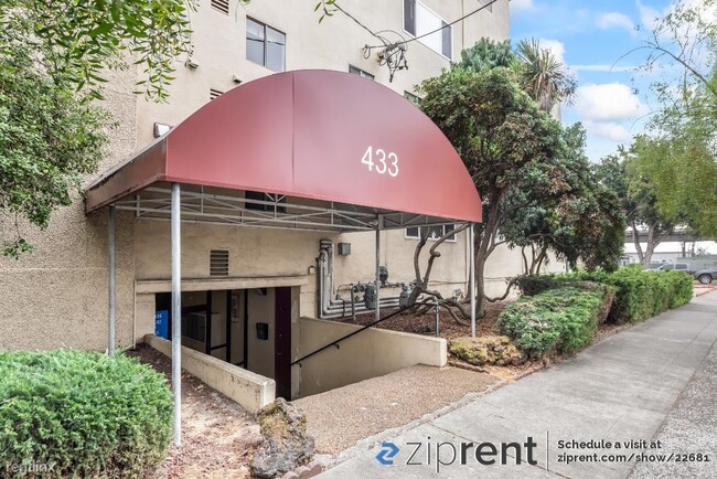 Building Photo - 3 br, 2 bath Condo - 433 Harlan St, San Le...