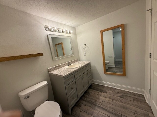 Building Photo - 318 S K St