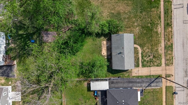 Building Photo - 6018 Evergreen Blvd