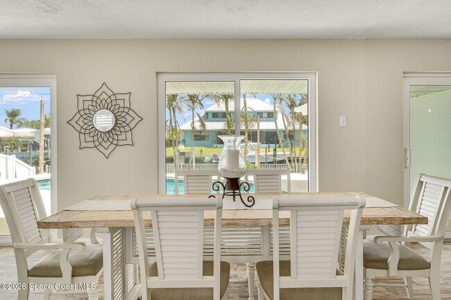 Building Photo - 458 Sandpiper Dr