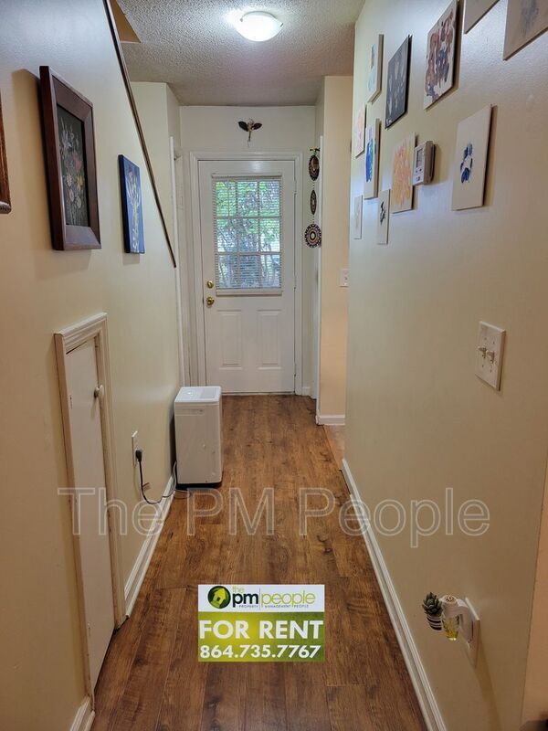 Building Photo - 13B Pointer Ln