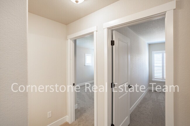 Building Photo - 747 Sage Forest Ln