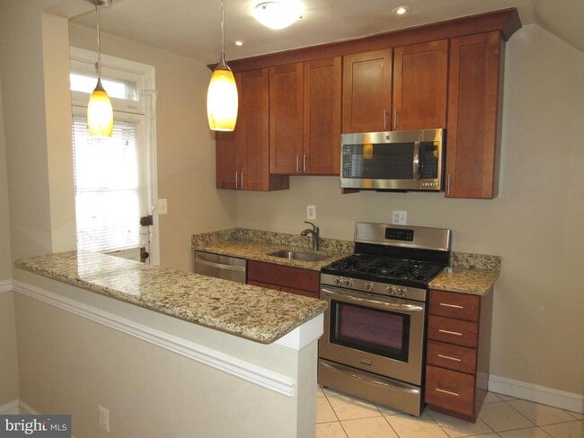 Building Photo - 206 S Courthouse Rd