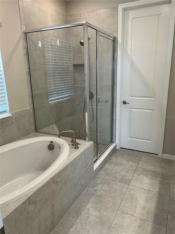 Building Photo - 9024 Tequila Sunrise Dr