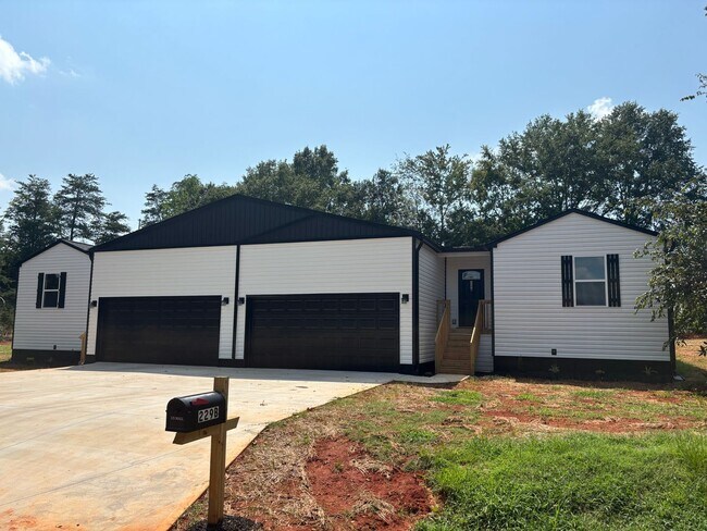 Building Photo - 229 Old Landfill Rd