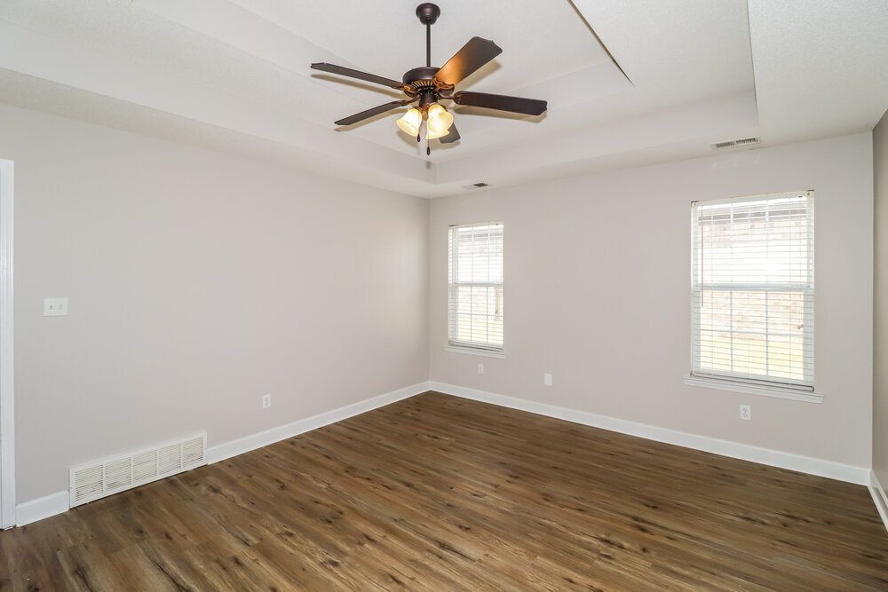 Building Photo - 8374 Blue Ridge Dr