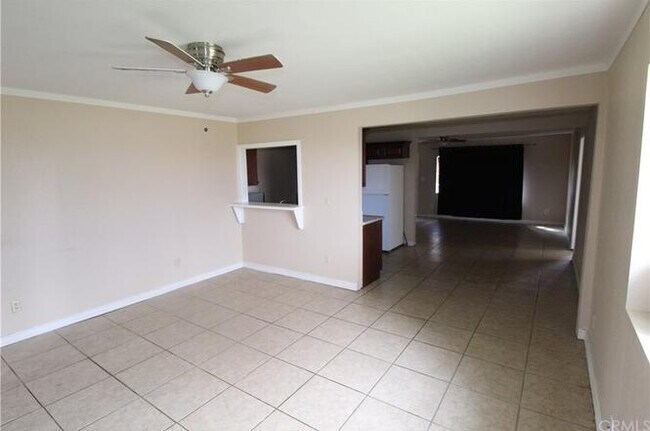 Building Photo - 6565 Mojave Ave
