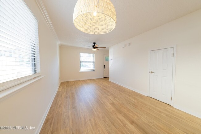 Building Photo - 561 6th St S