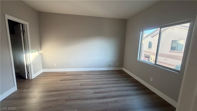 Building Photo - 9453 Alma Ridge Ave
