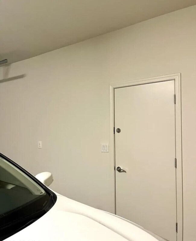 Building Photo - 2022 Built Single-Level 4Bedrooms/3Baths Stunning Home!!