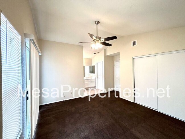 Building Photo - 15261 San Jose Dr