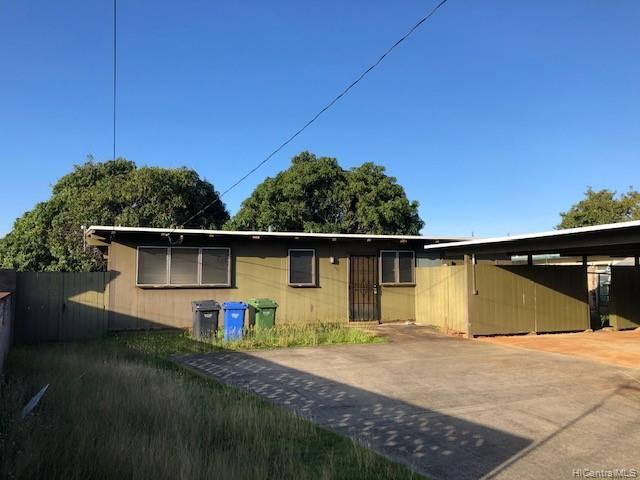 Primary Photo - 881 Hoomoana St