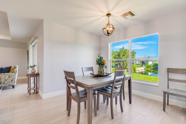 Building Photo - 1621 NE 17th Terrace