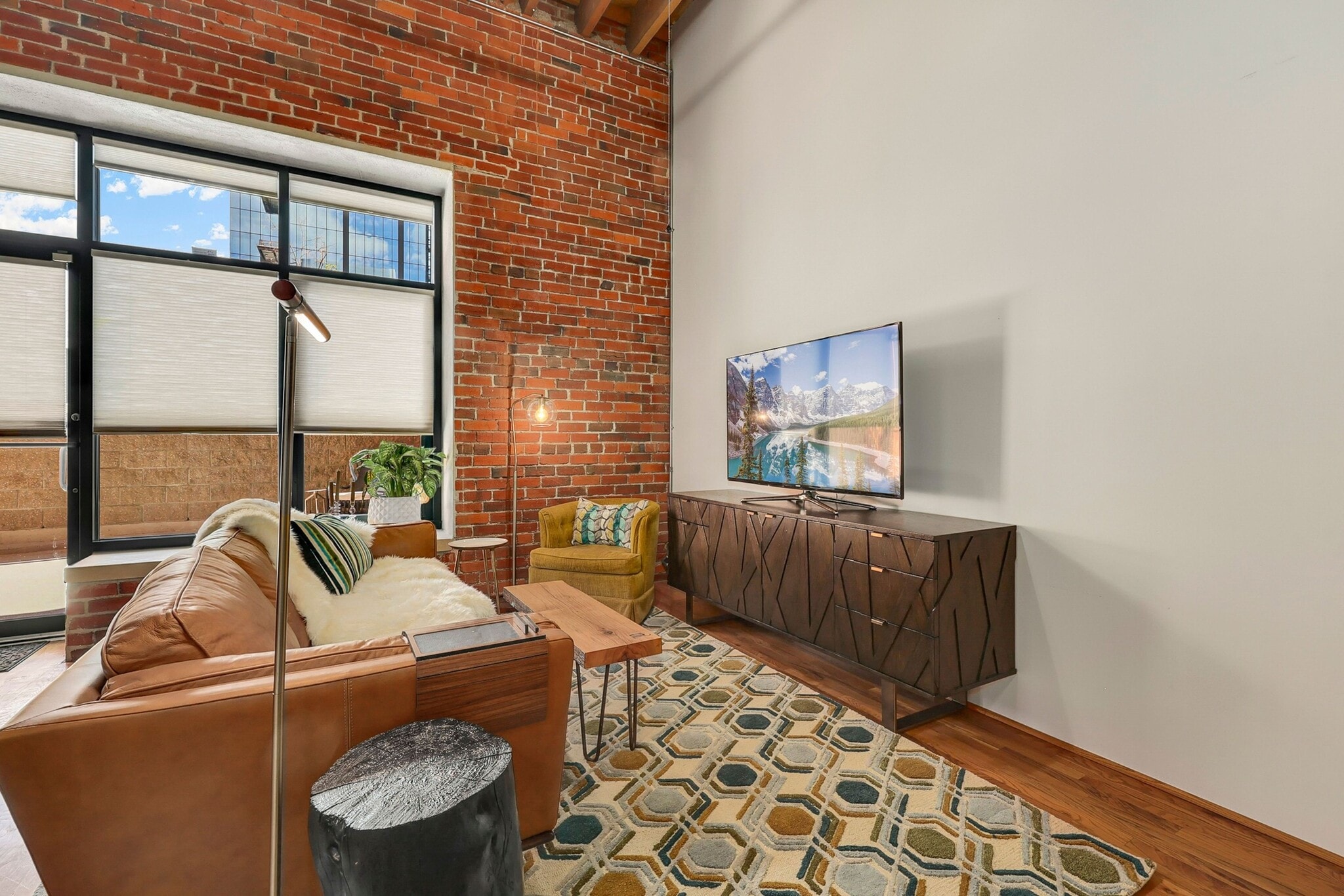 Living Area - 1800 Lawrence St