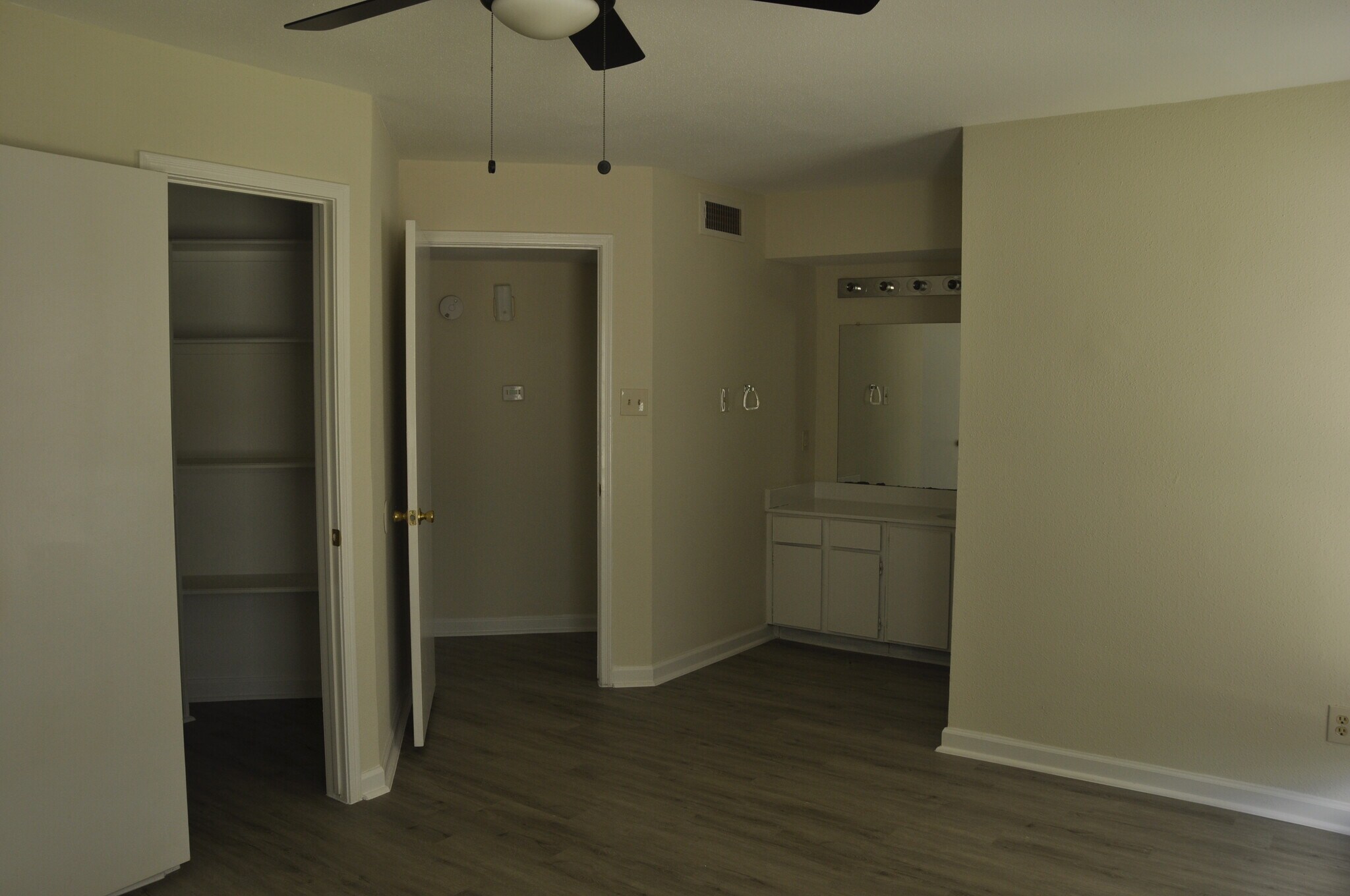 Building Photo - 7200 W T C Jester Blvd