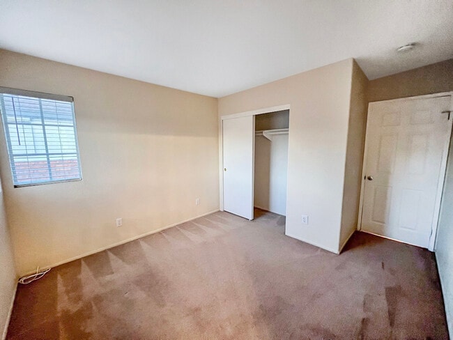 Building Photo - 593 Via Armado