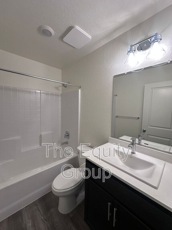 Building Photo - 1167 Billingsley St