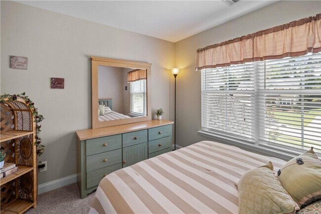 Building Photo - Flexible Space for Every Lifestyle! 4 Bedrooms Plus Loft & Bonus Room in Richmond Hill, GA