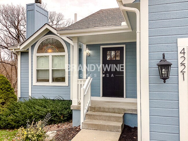 Primary Photo - NEW LOWER RENTAL RATE LEASING SPECIAL: Rec...