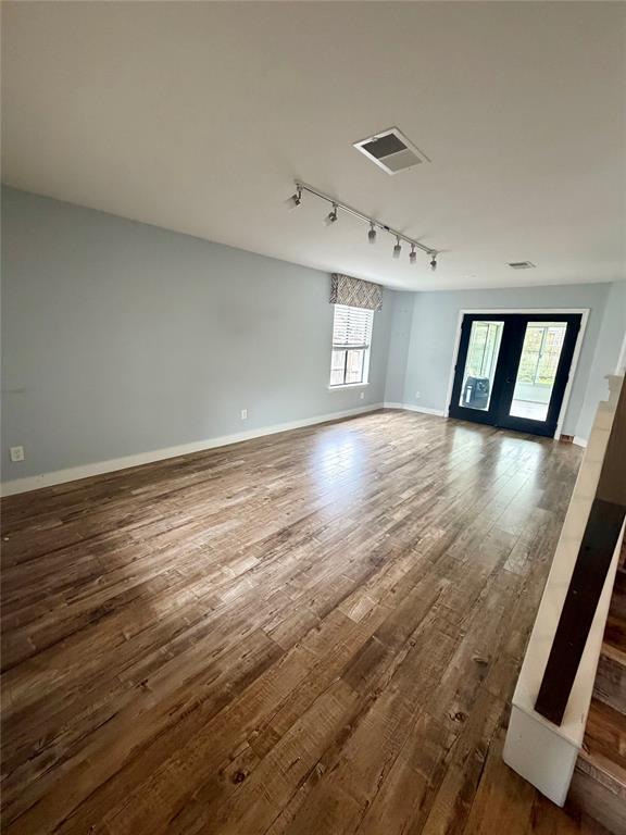 Building Photo - 17844 Park Valley Dr