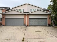 Building Photo - 8641 N Shermer Rd