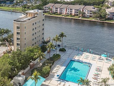 Pool ¦ Intracoastal View - 3800 S Ocean Dr