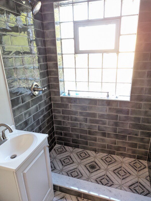 Building Photo - 3322 W Catalpa Ave