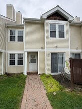 Building Photo - 1907 Whispering Hills Dr