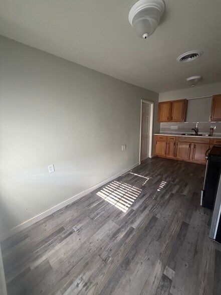Building Photo - 3608 N Laird Ave