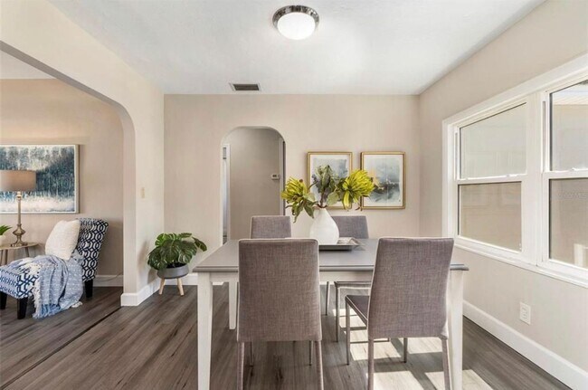 Building Photo - Updated St. Pete Home with Private Yard, Hot Tub & More!