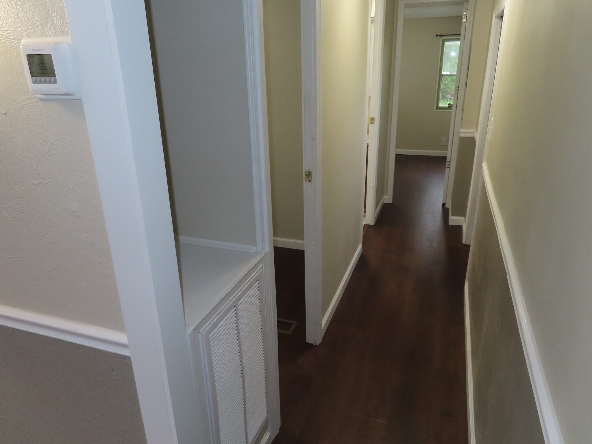 Building Photo - 8911 Pembroke Oak Grove Rd