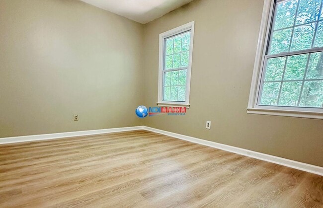 Building Photo - Nice 2-story house in LASSITER cluster in Marietta