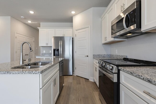 Building Photo - 7126 Magnolia Pass