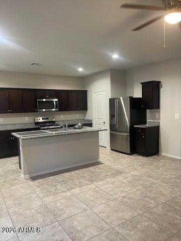 Building Photo - 4607 W Basil Ave