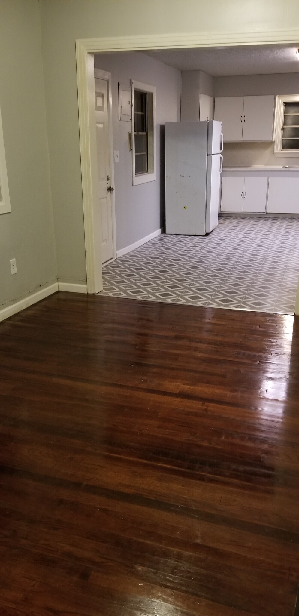 Building Photo - 4808 S Westhaven Dr