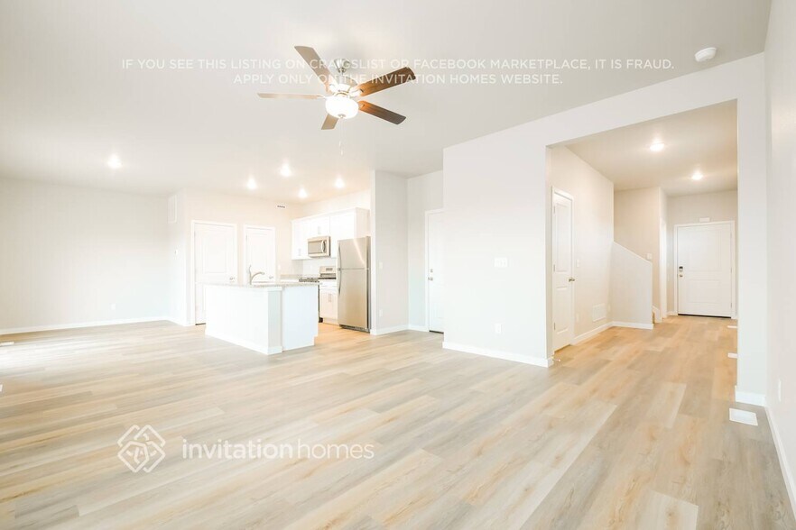 Building Photo - 7220 Dolores Ave