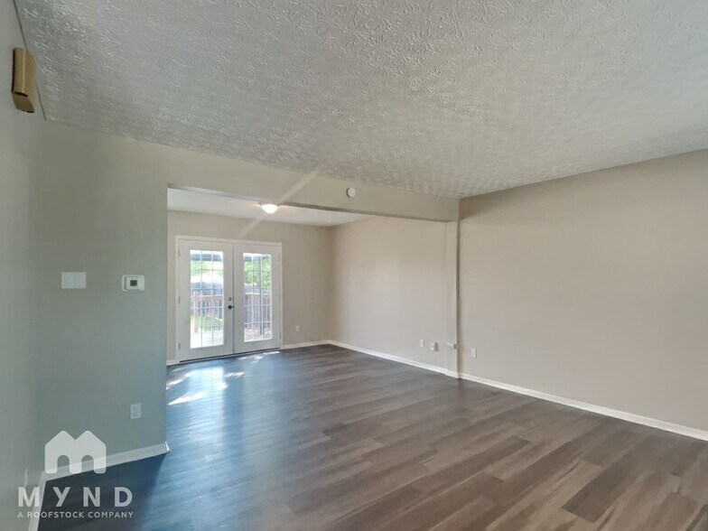 Building Photo - 3108 Olympic Club Dr