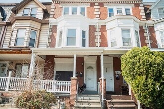 Building Photo - 906 N 4th St