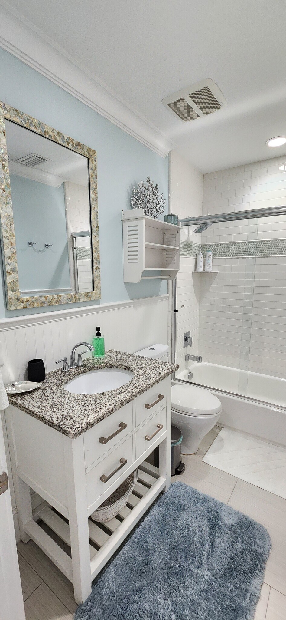 Bathroom - 1066 SE Saint Lucie Blvd